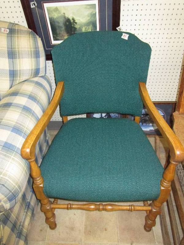 lot 85 image: Green Chair