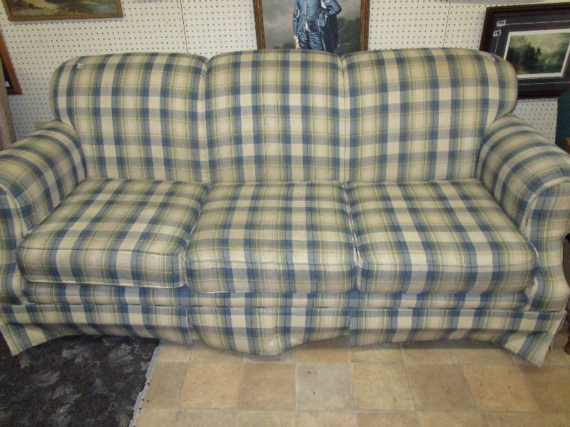 lot 86 image: Plaid Sofa Hickory Hill