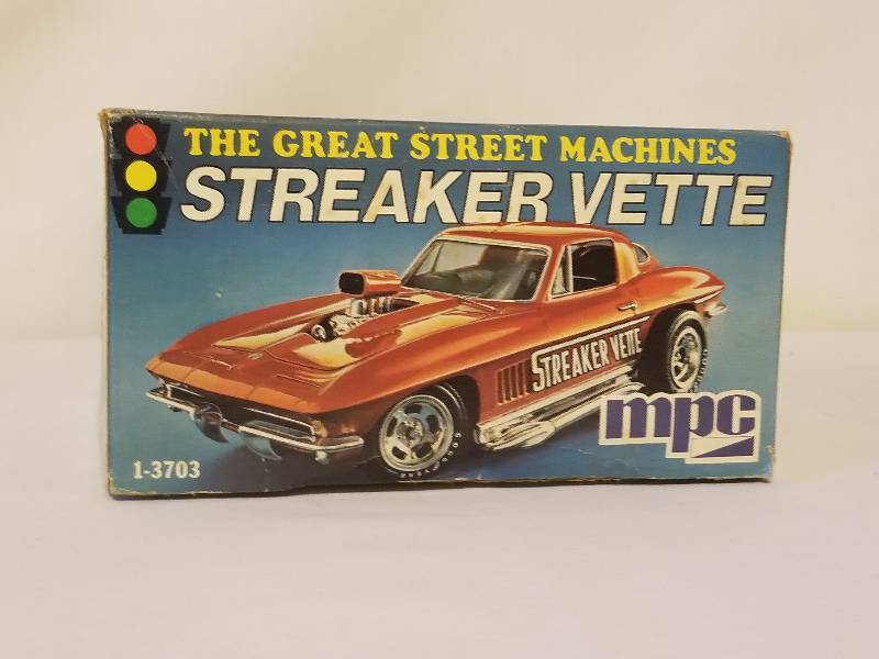 RARE VINTAGE MODEL CAR KITS AUCTION | K-BID