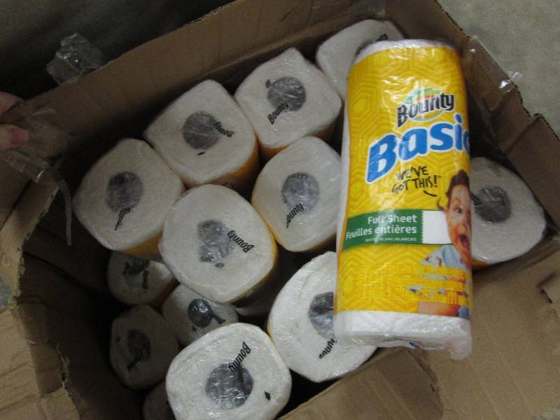 27 Rolls of Bounty Basic Paper Towe...