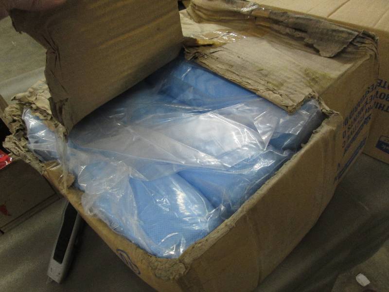 Kleenguard A10 Light Duty Shoe Cove...