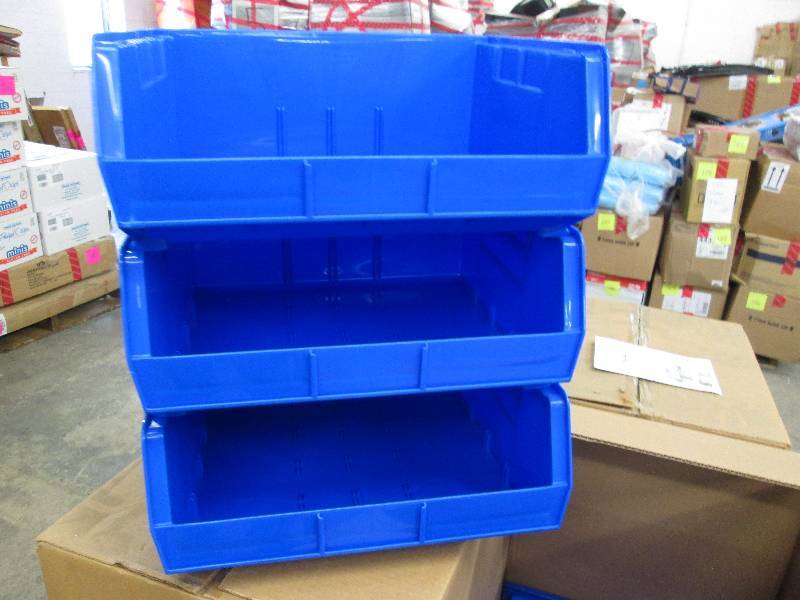 Akro-Mils AkroBin� Plastic Stackin...