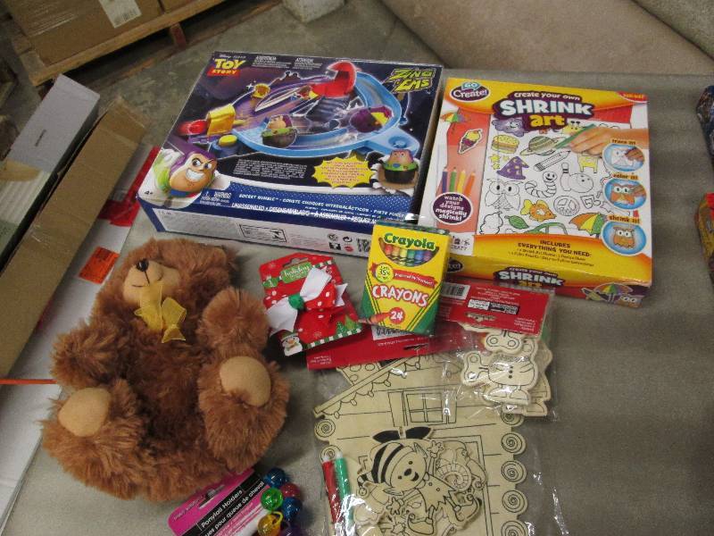 Assorted Toys & Crafts...