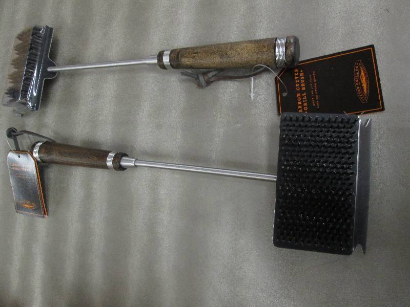 Lot of 2 Teton Grills Cabin Grill B...