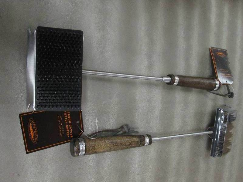 Lot of 2 Teton Grills Cabin Grill B...
