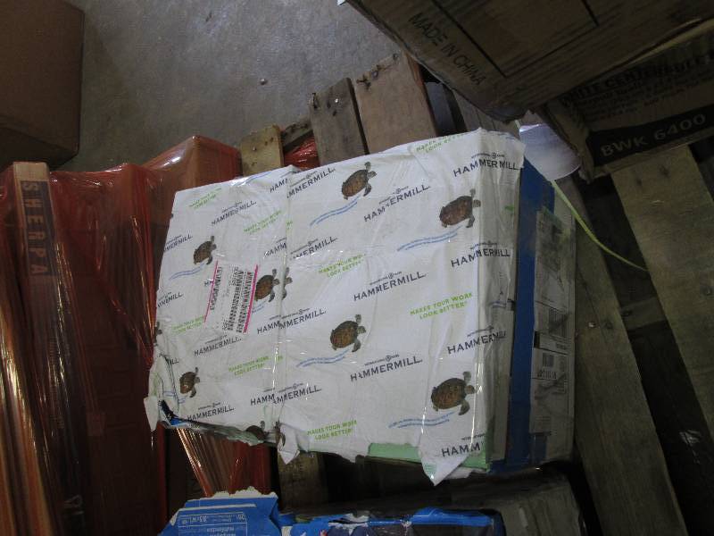 Open Case of Hammermill 20 lb 8.5x1...