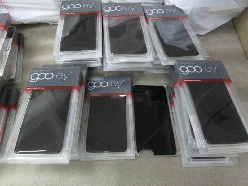25 Black Goo-ey iPhone 66S Plus Ha...