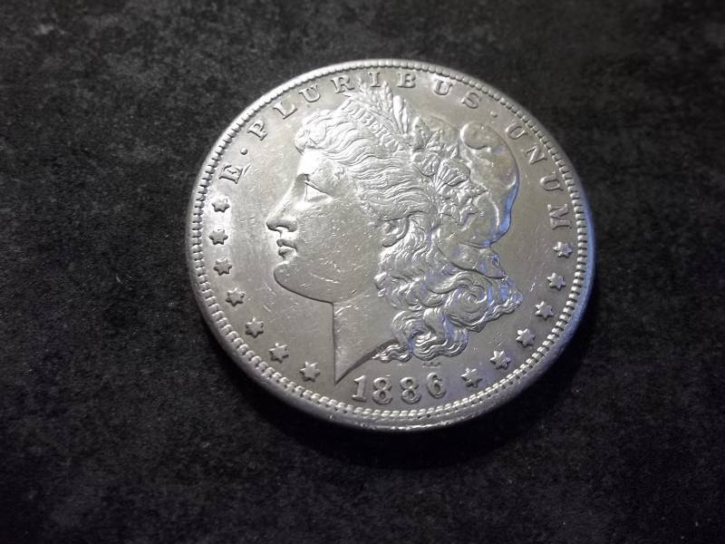 1886 S  Morgan Silver Dollar
