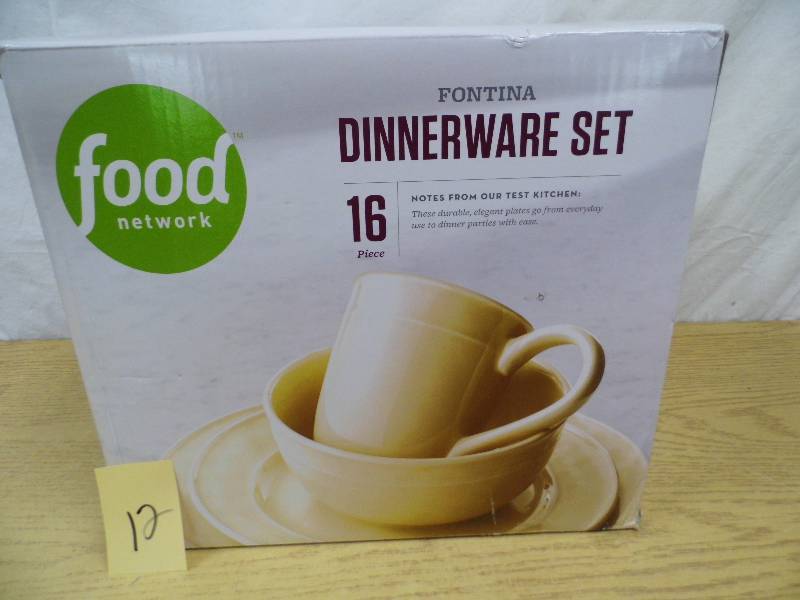 Food Network 16 Piece  Dishware Set