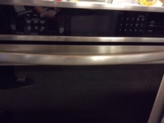 lot 6 image: KitchenAid 30 Built In Single Wall Oven with Even Heat Technology