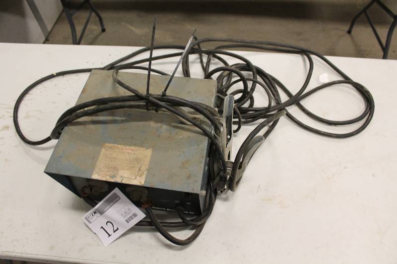 lot 12 image: Generals Hot-Shot Pipe Thawer