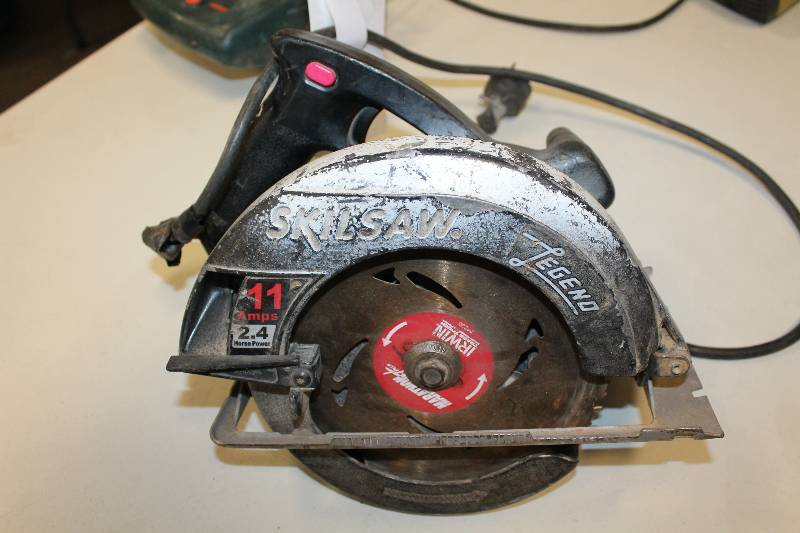 lot 16 image: Skilsaw 7.25in. Circular Saw