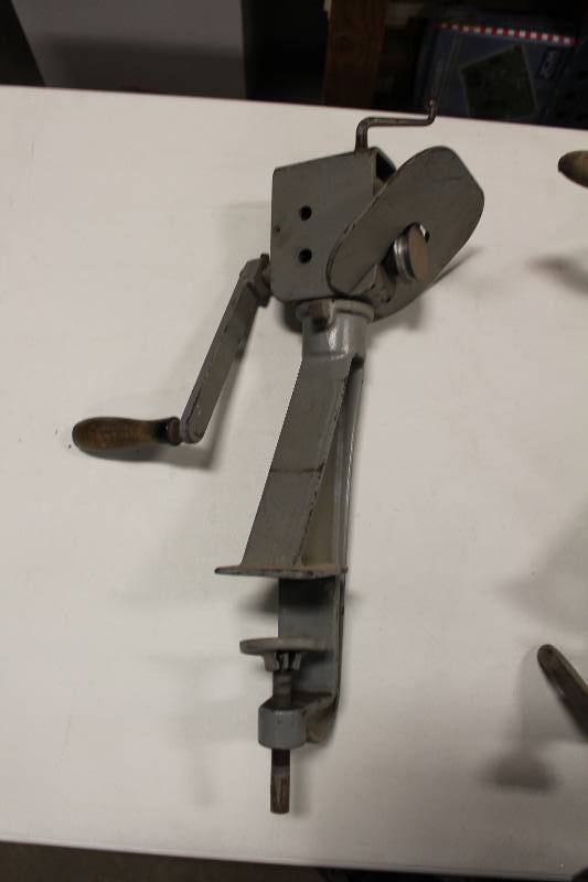 lot 5 image: Lockformer Easy Edger