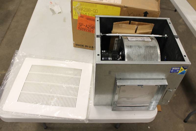 lot 49 image: Greenheck Electric Fan w Housing