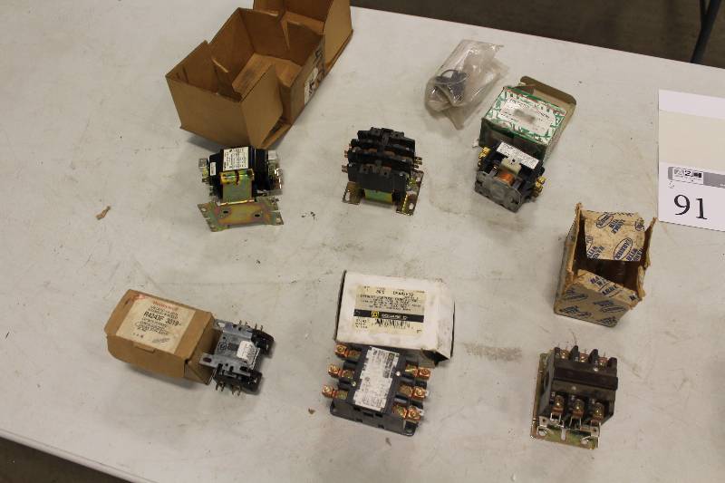 lot 91 image: Lot of (6) Contactors