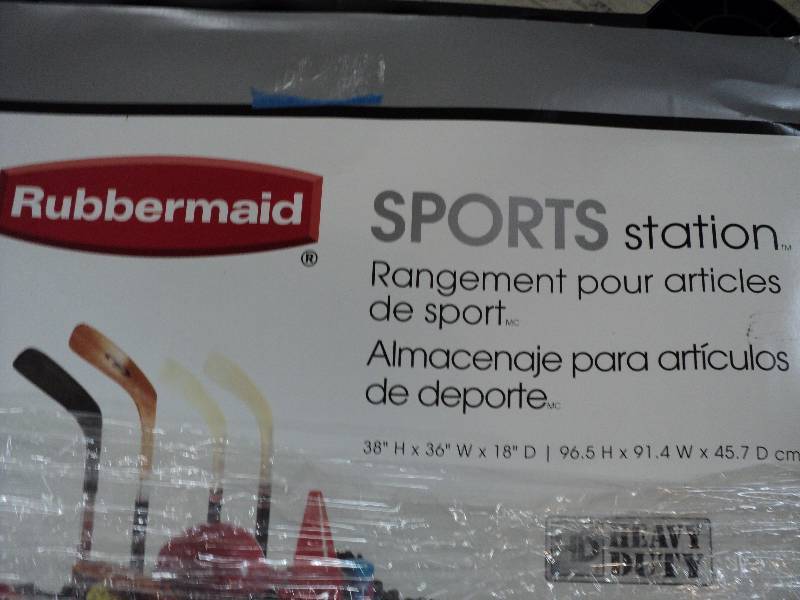 lot 35 image: rubbermaid sports station...