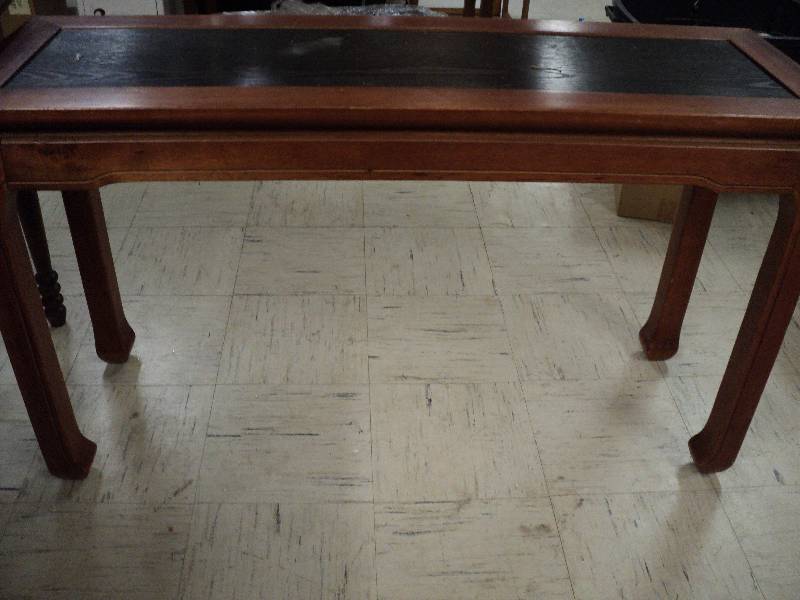 lot 48 image: sofa table...