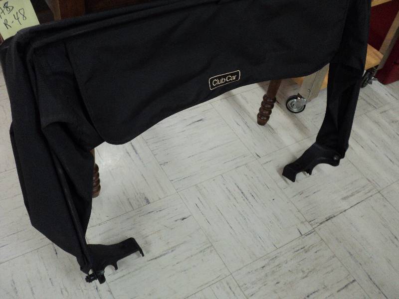 lot 53 image: club can cover for golf cart...