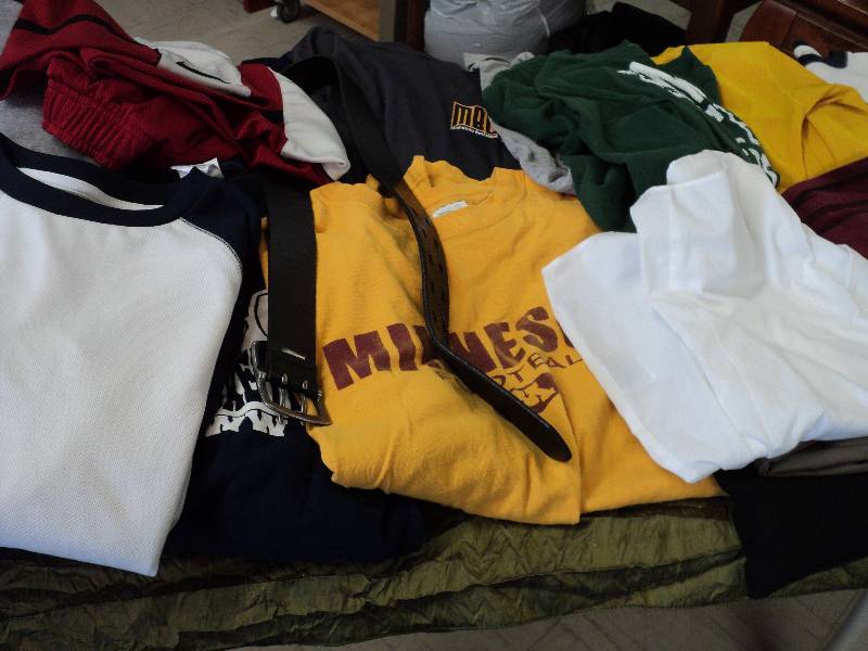 lot 73 image: boys and mens clothing, nike and un...