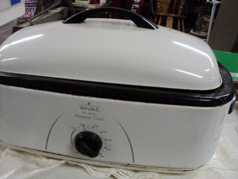 lot 143 image: Rival electric roaster - needs clea...