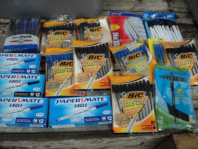 lot 152 image: container of new pens...