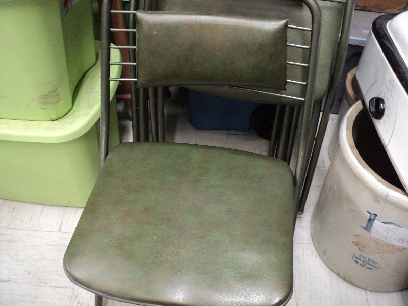 lot 171 image: 4 matching folding chairs...