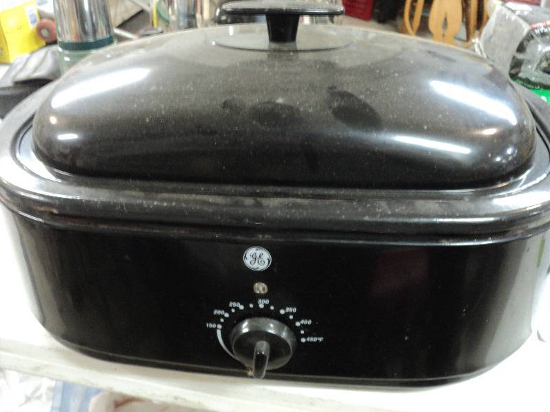 lot 176 image: GE Roaster...
