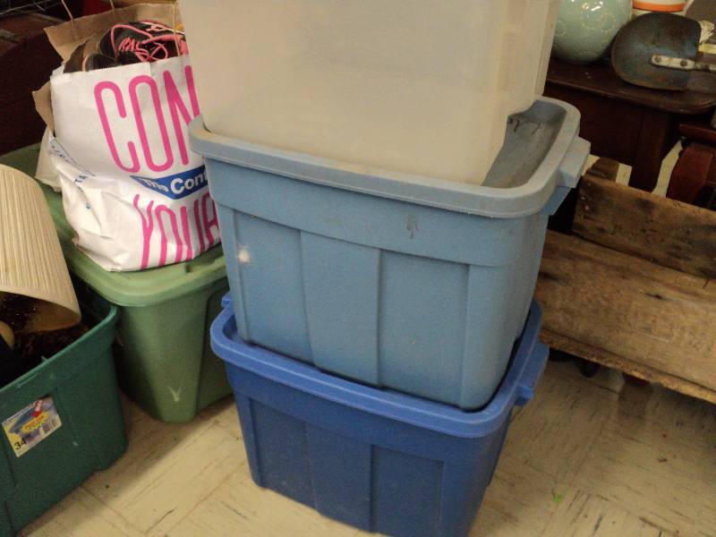 lot 182 image: 3 covered tubs...