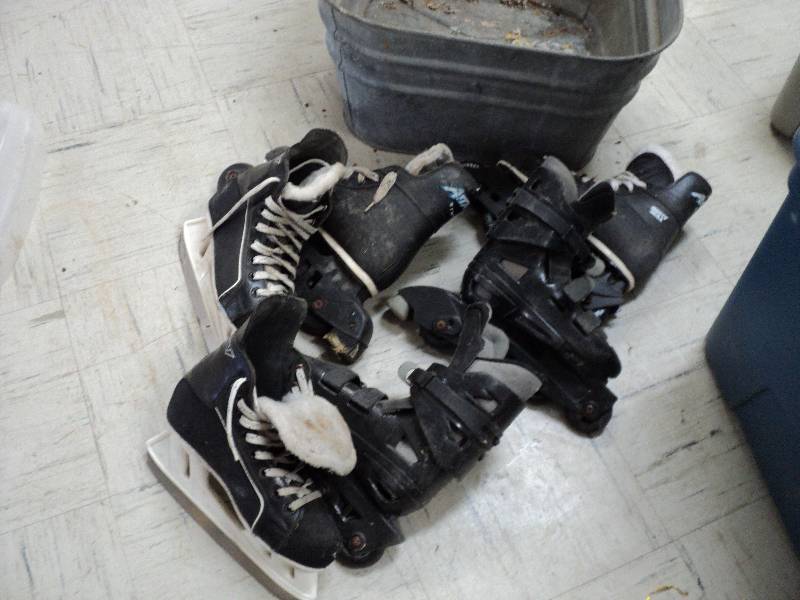 lot 198 image: galvanized tub full of skates...