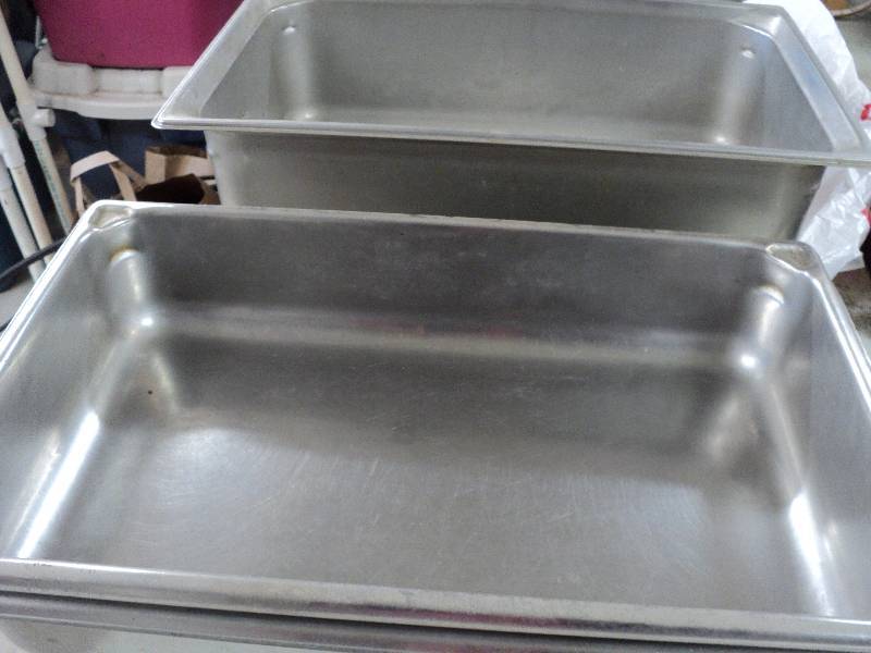 lot 213 image: 3 stainless steel pans 2 are 4 dee...