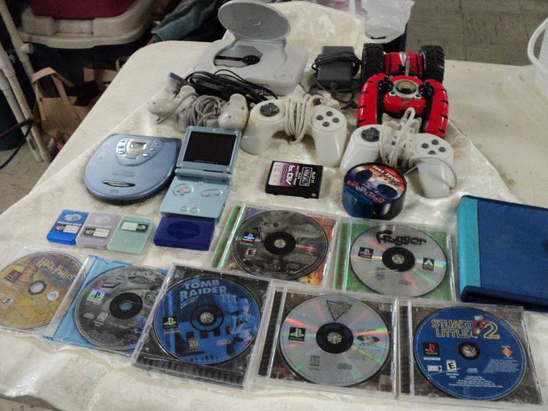 lot 217 image: everything pictured...