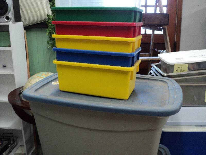 lot 224 image: 3 covered tubs and 6 small ones - n...