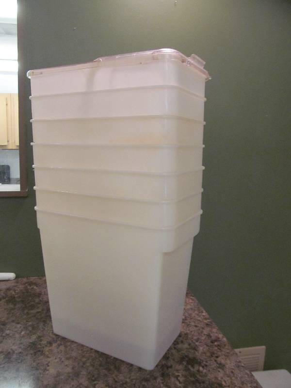 New Leaf Vita Food Bin