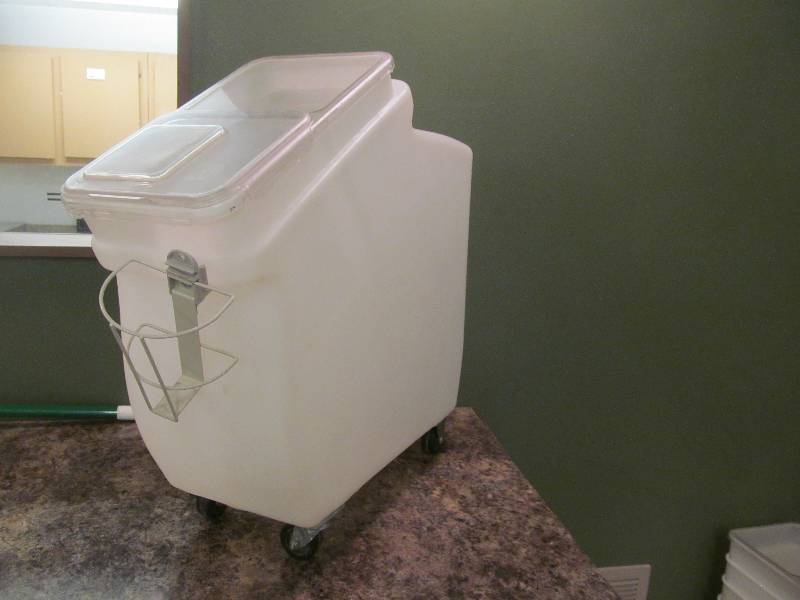 New Leaf vita Food bin
