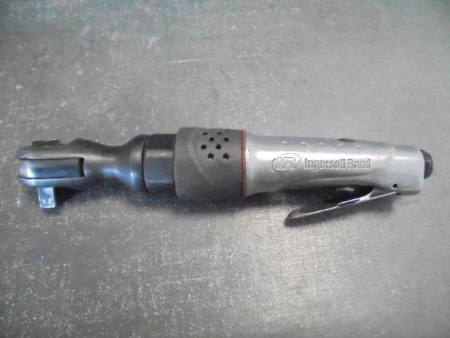 lot 22 image: Pneumatic Ratchet