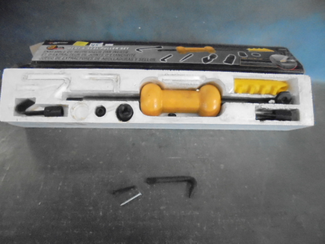 lot 45 image: Dent and Seal Puller Set