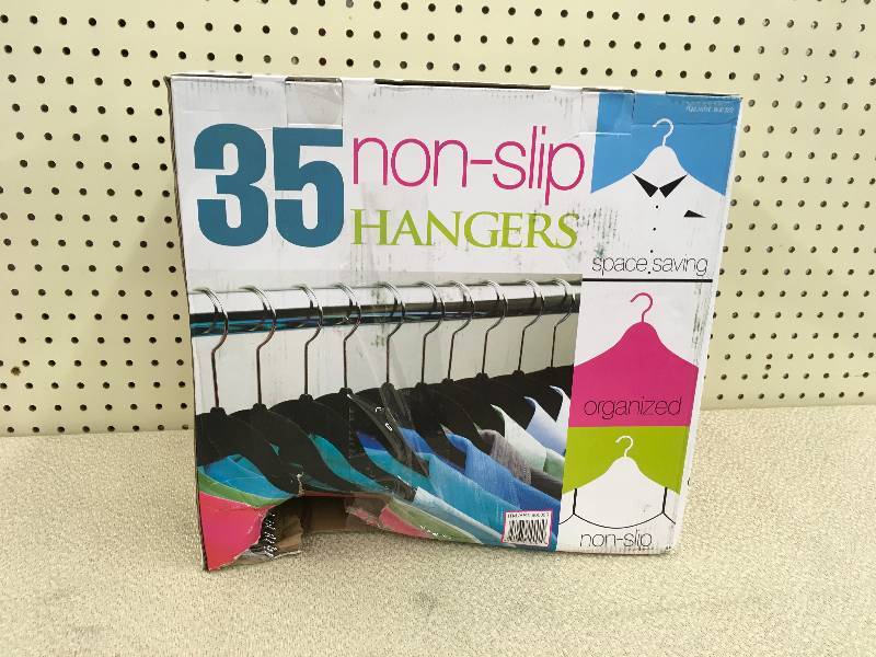 35 PK FLOCKED HANGERS