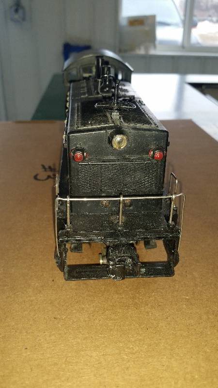 Model train engine