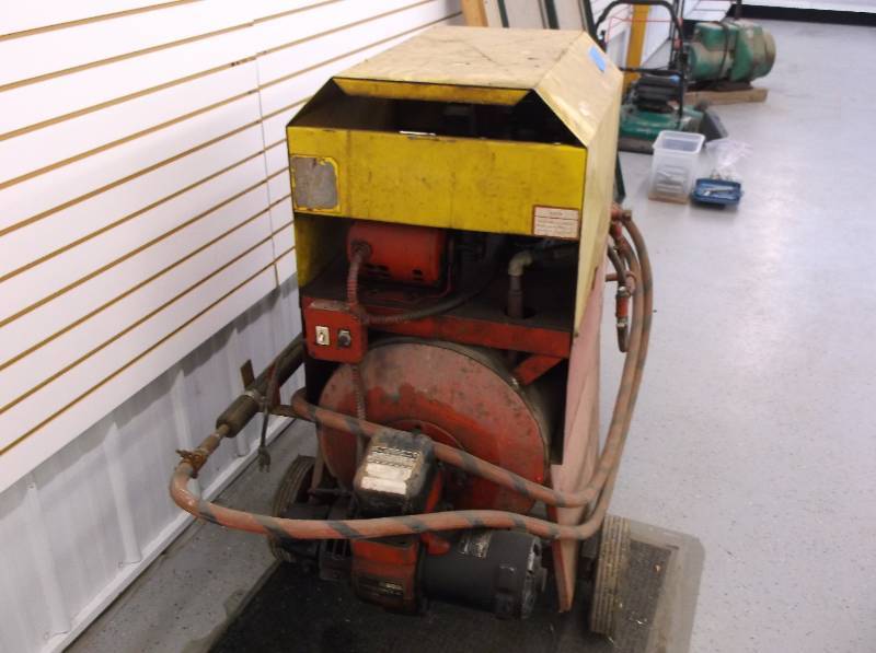 Hot water washer