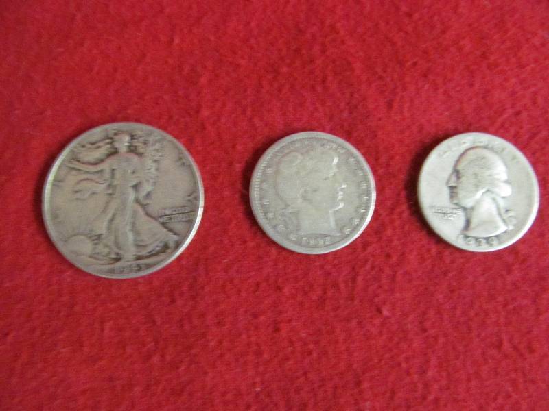 lot 17 image: coins
