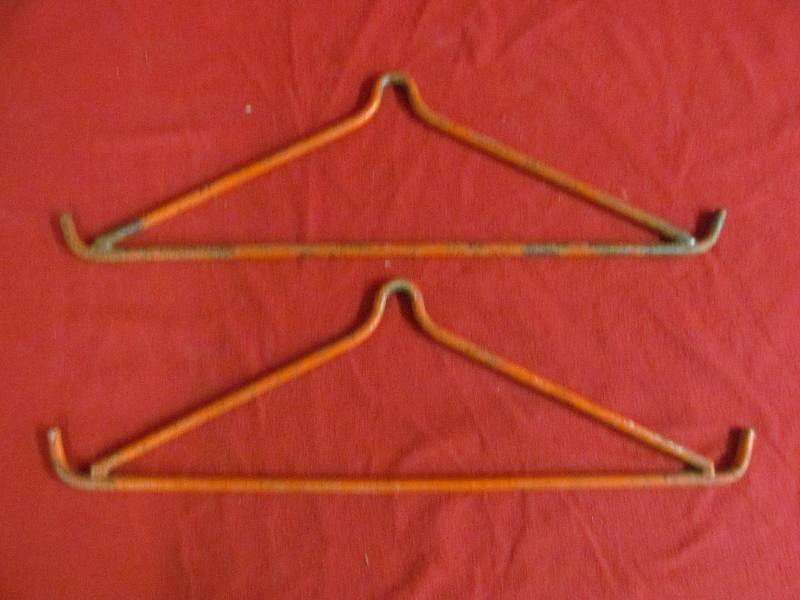 lot 74 image: Deer Hanger Gambrel