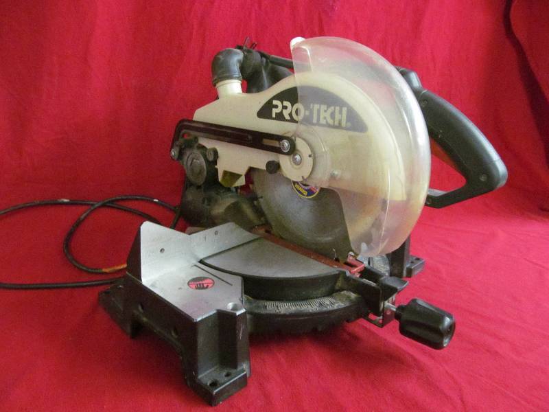 lot 77 image: Protech compound Miter saw