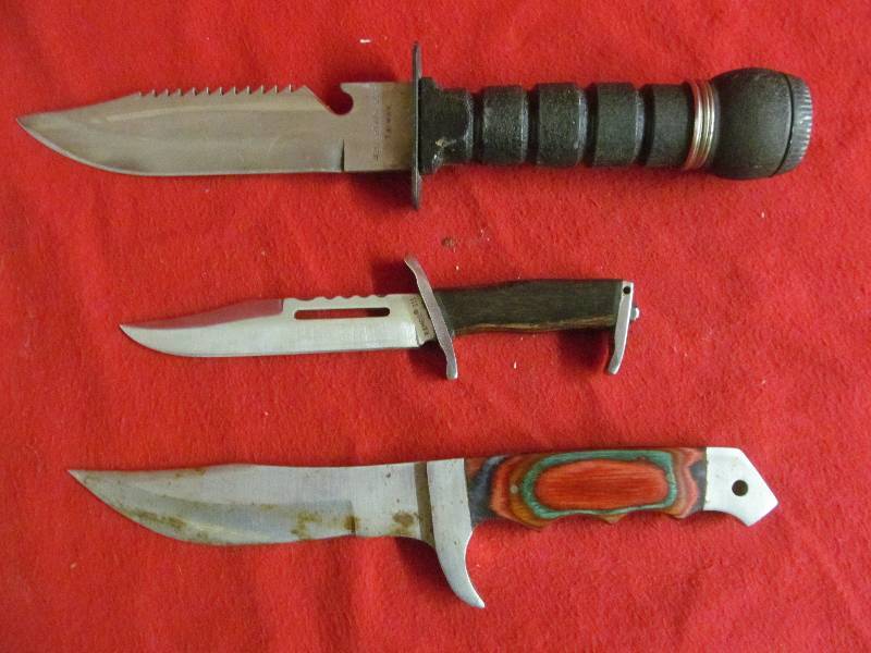 lot 84 image: Survival knife, hunting knife