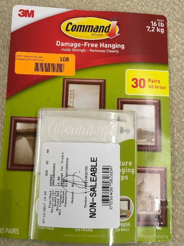 lot 108 image: COMMAND HANGING SOLUTION