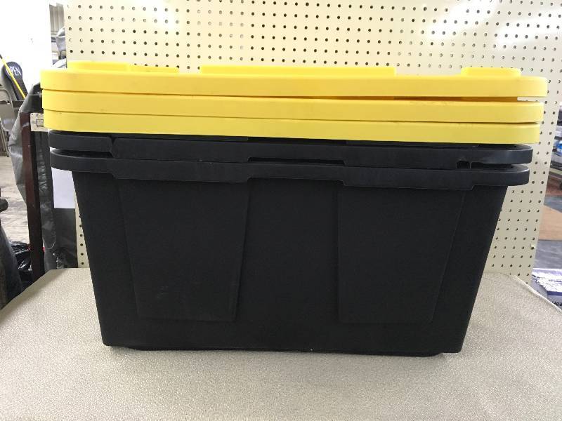 lot 142 image: 27 GAL BLKYELLOW TOTE