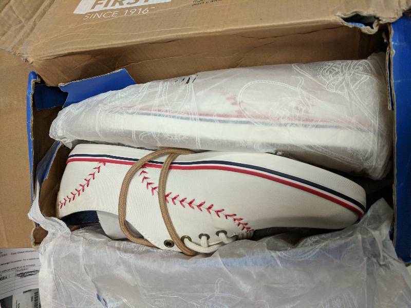 lot 27 image: Keds Womens Champion Pennant Canvas Sneaker  Off White 7.5