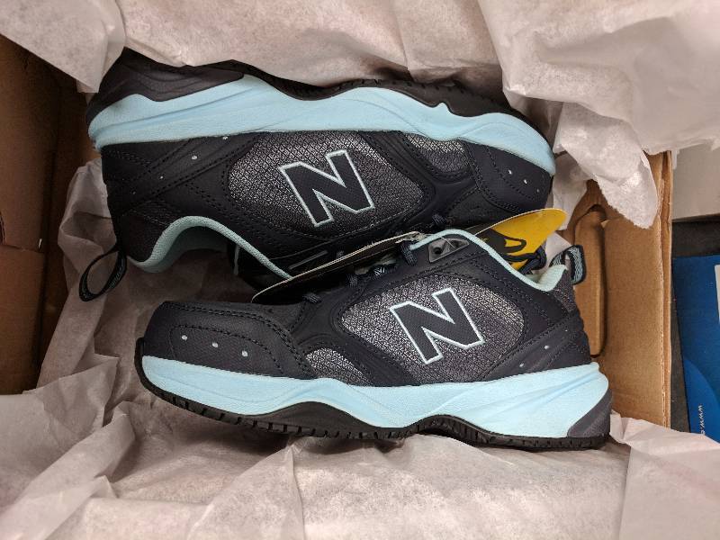 lot 31 image: New Balance WM 627v1 ST Work Shoe Charcoal-Blue 5