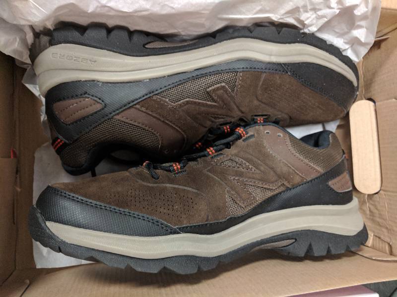 lot 32 image: New Balance Mens Trail Walking Shoe 769v1 - Chocolate BrownBlack 8.5