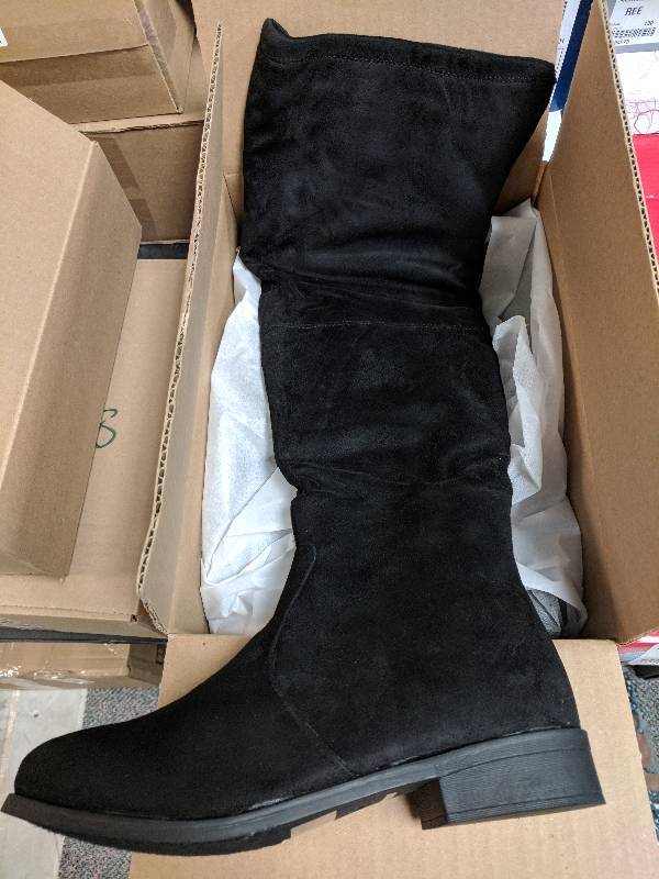 lot 49 image: Journee Collection Womens Mount Over the Knee Boot - Wide Calf Black 8