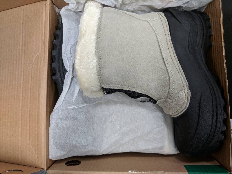 lot 83 image: Itasca Tahoe Style Zip-Front Suede Winter Boots Sand 8